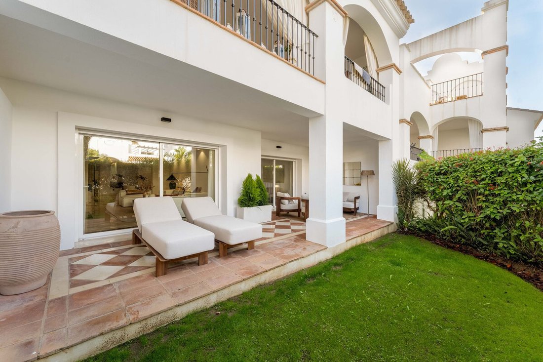 Apartment in Marbella, Andalusia, Spain 2 - 17630481