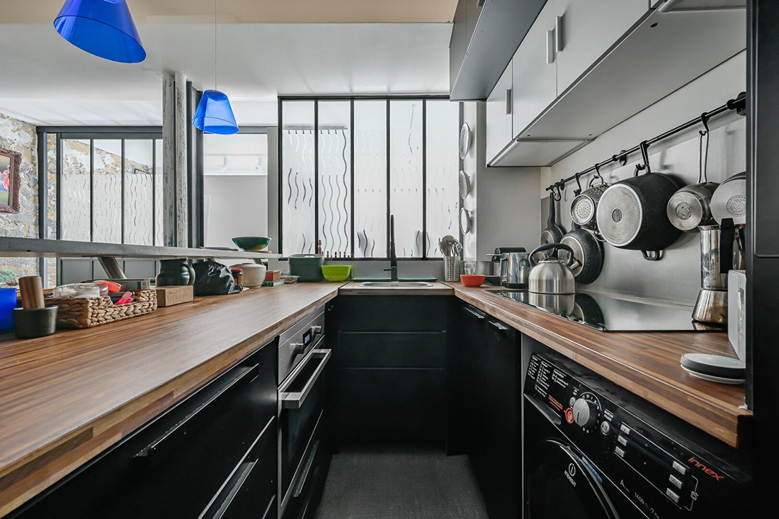 Apartment in Perouses, Paris, Ile-de-France 1 - 17629842