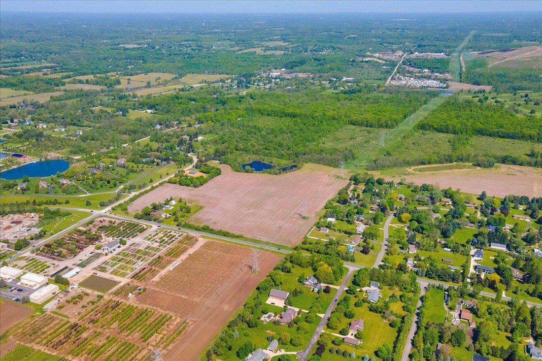 Land in Whitmore Lake, Michigan, United States 2 - 17636923