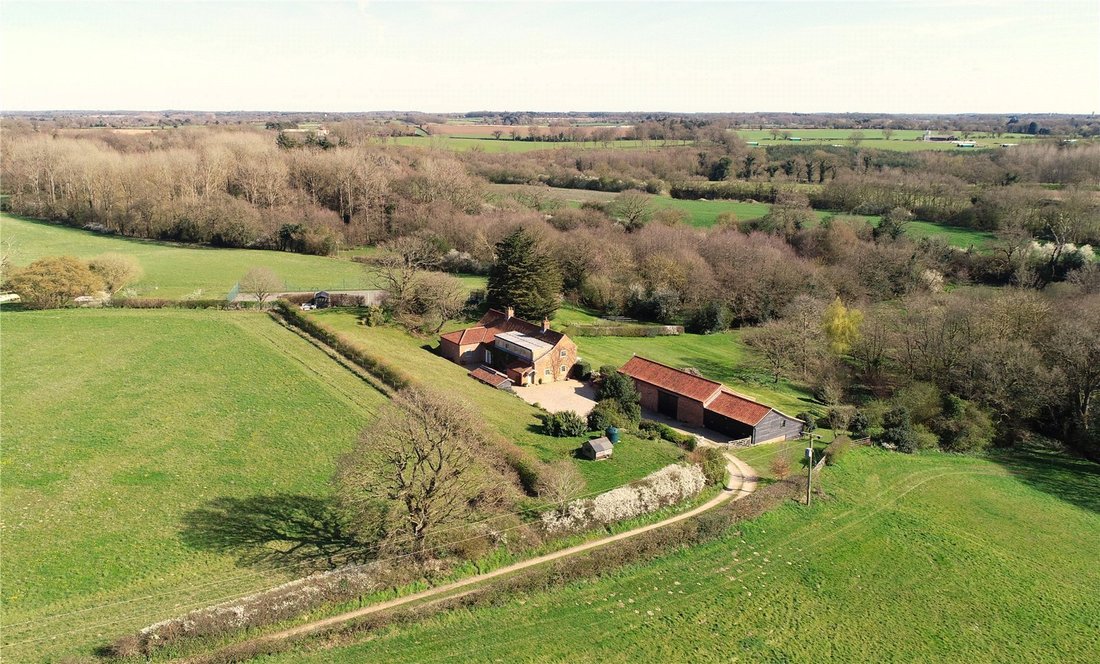 House in Briston, England 2 - 15900131