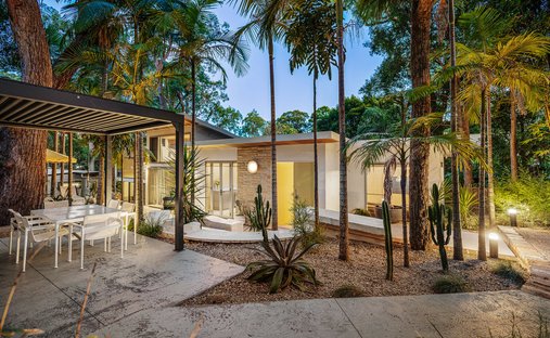 House in Pearl Beach, New South Wales, Australia 1