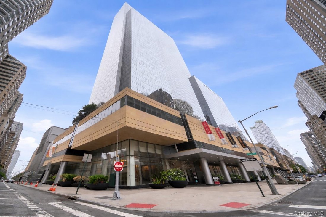 Condo in New York, New York, United States 3 - 17638684