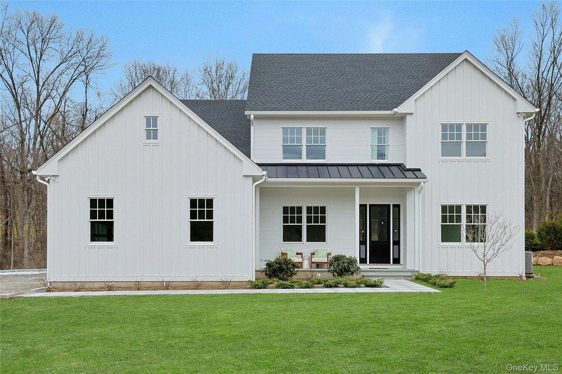 House in Greenwich, New York, United States 1 - 16251843