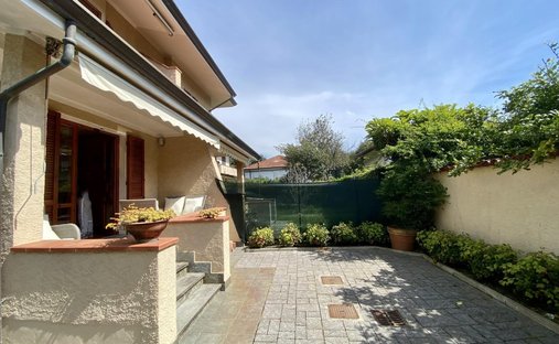 Country House in Fiumetto, Pietrasanta, Italy 1