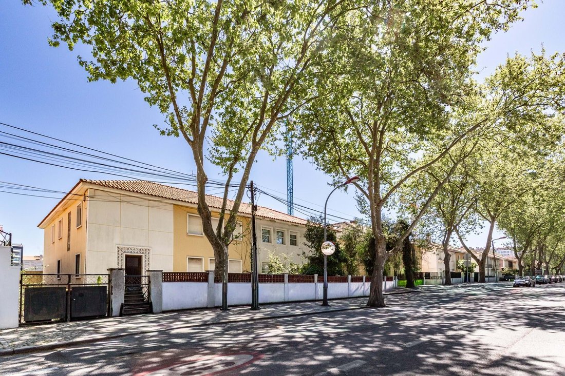 Villa in Benfica, Lisbon, Portugal 1 - 17630427