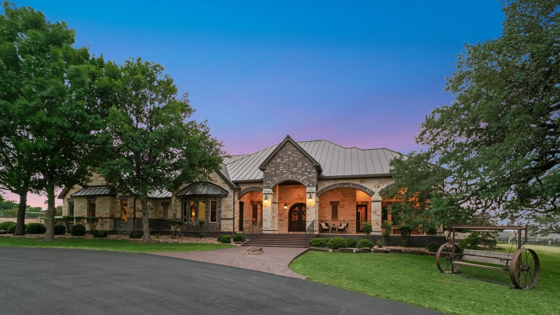 Farm Ranch in Fair Oaks Ranch, Texas, United States 3 - 17636895