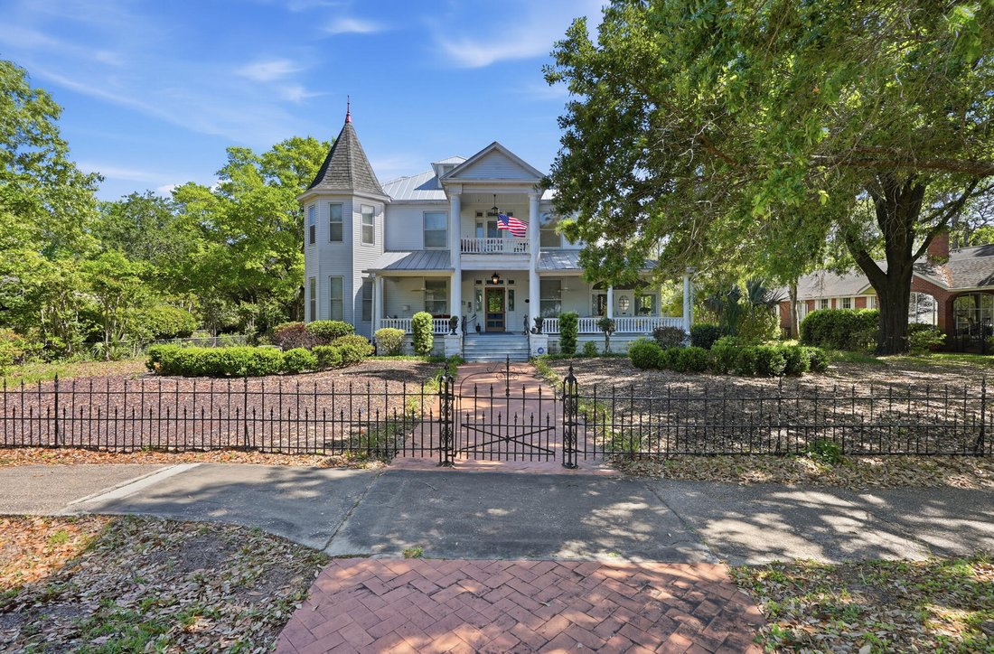 House in DeFuniak Springs, Florida, United States 3 - 17630775