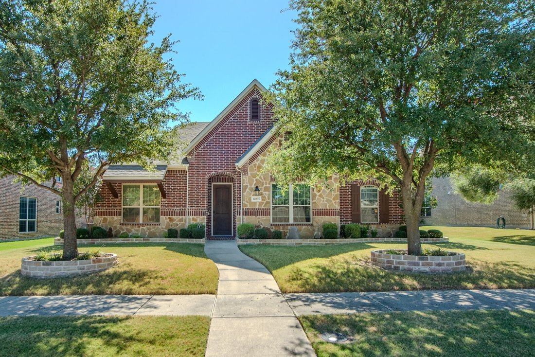 House in Frisco, Texas, United States 1 - 17628526