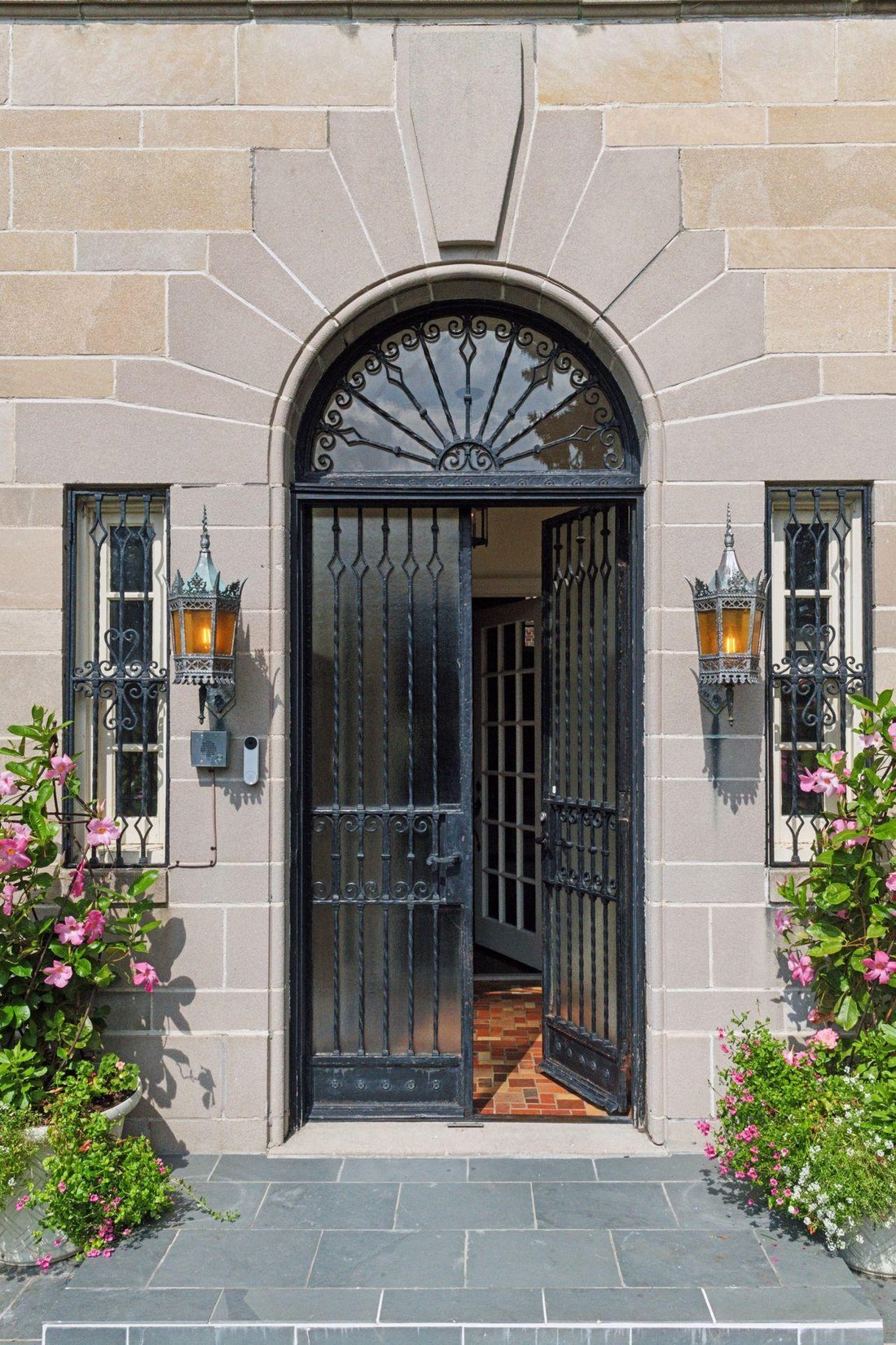 House in Minneapolis, Minnesota, United States 3 - 17630411