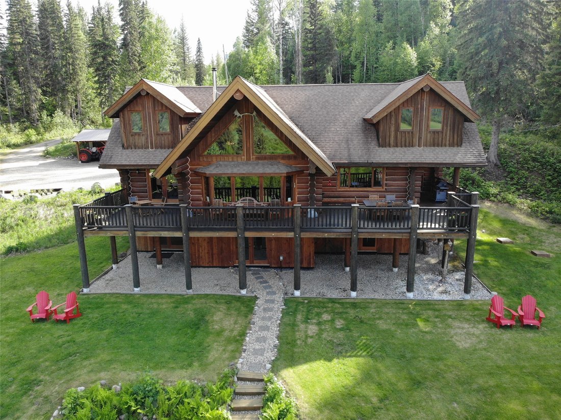 House in Clearwater, British Columbia, Canada 1 - 17505997