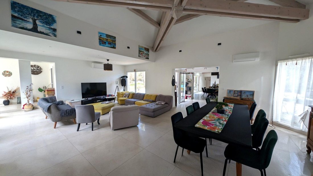 Villa in Guzargues, Occitania, France 4 - 17635039