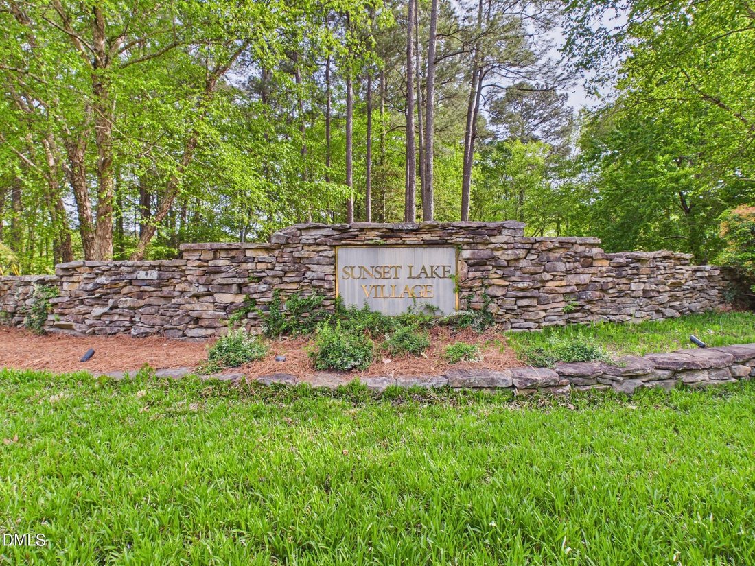 House in Holly Springs, North Carolina, United States 2 - 17638371