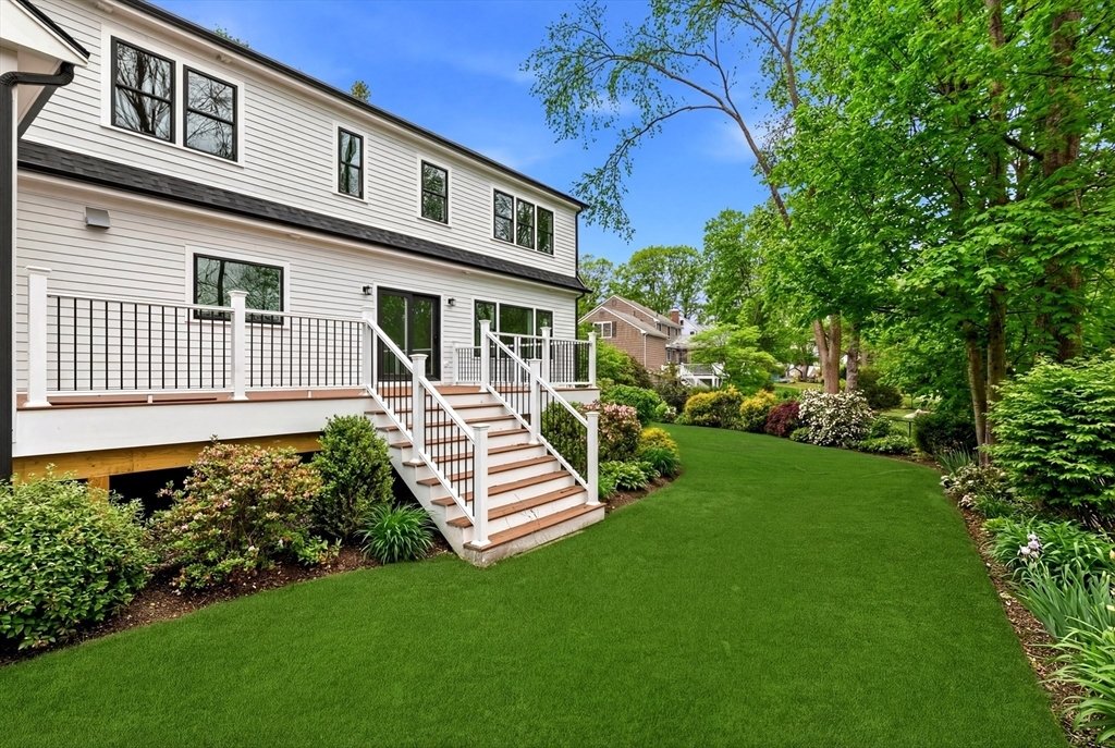 House in Winchester, Massachusetts, United States 2 - 17628648