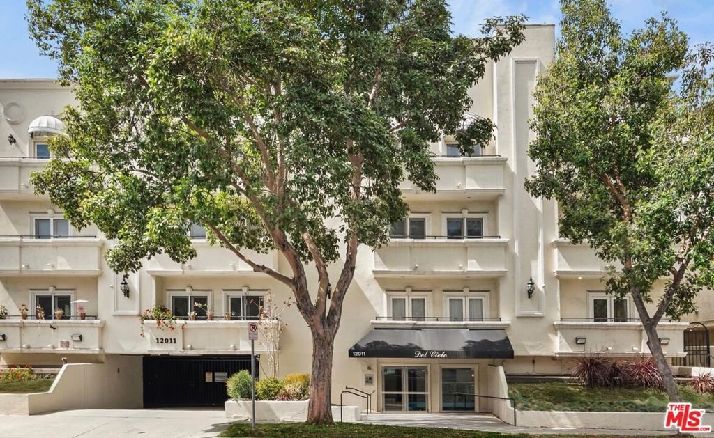 Condo in Los Angeles, California, United States 1 - 17630888