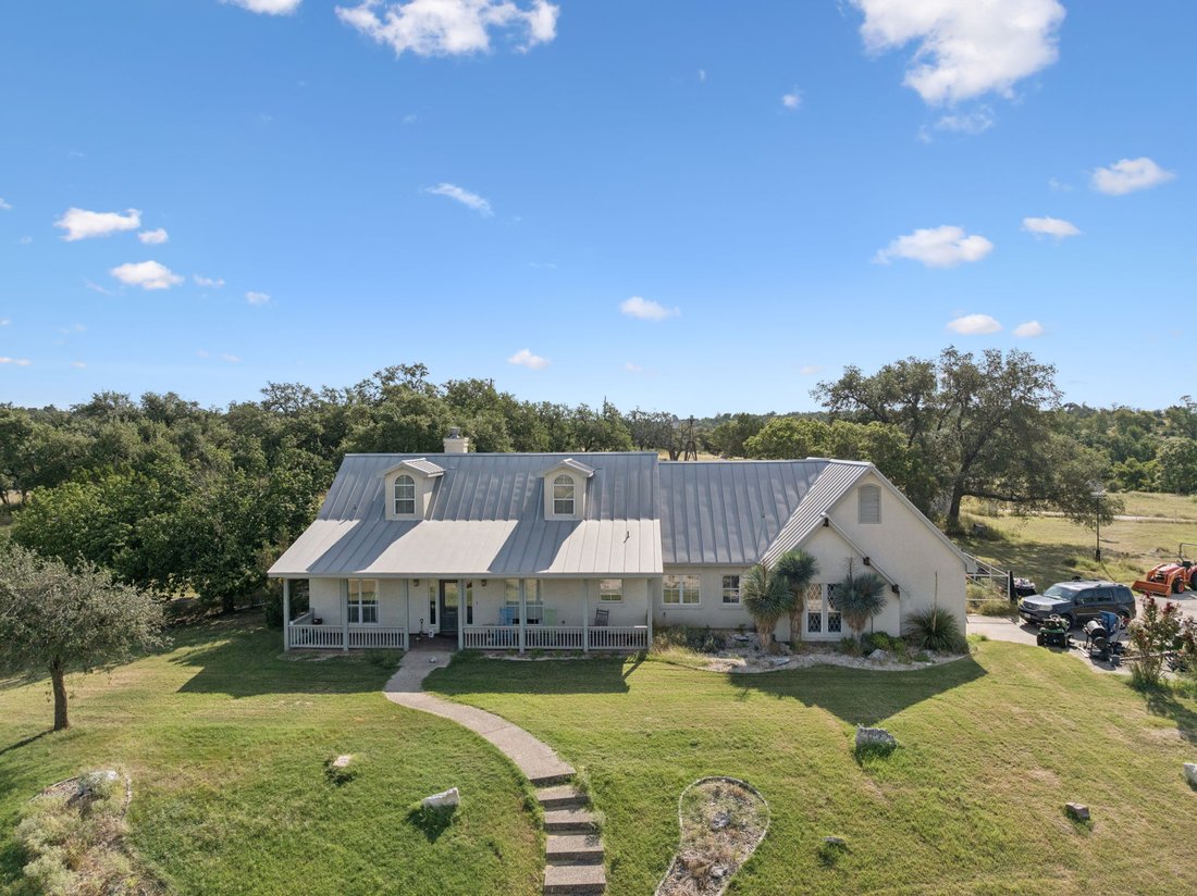Farm Ranch in Fredericksburg, Texas, United States 5 - 17635953