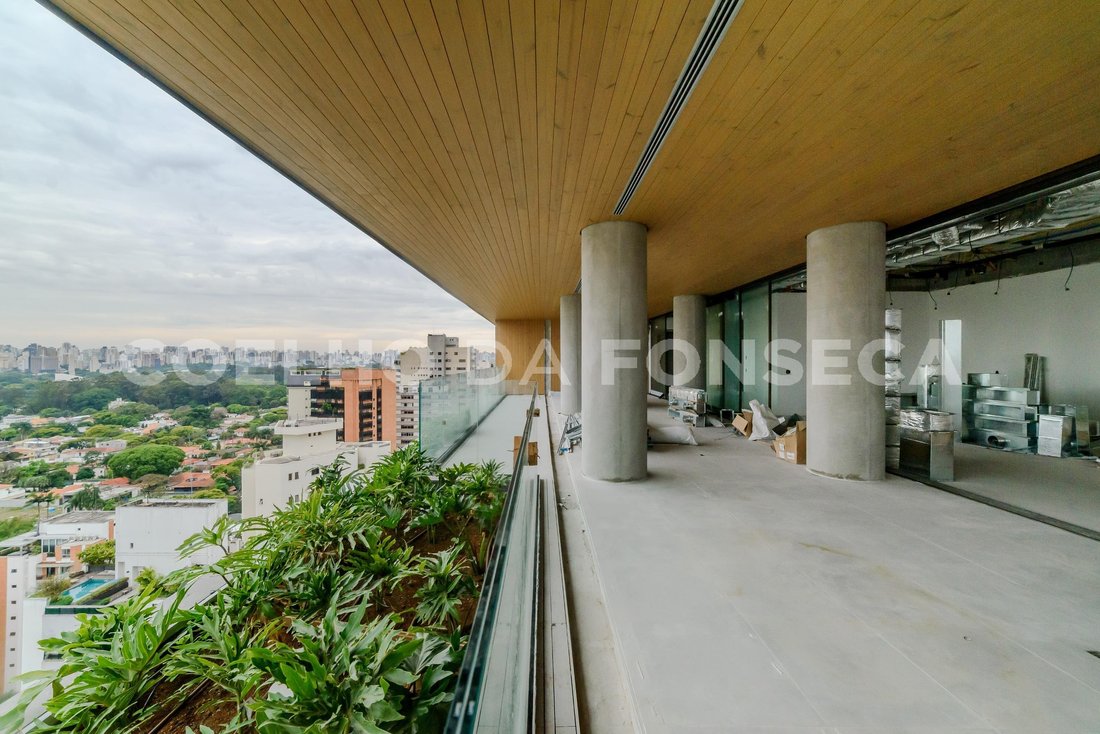 Condo in São Paulo, State of São Paulo, Brazil 1 - 17639431