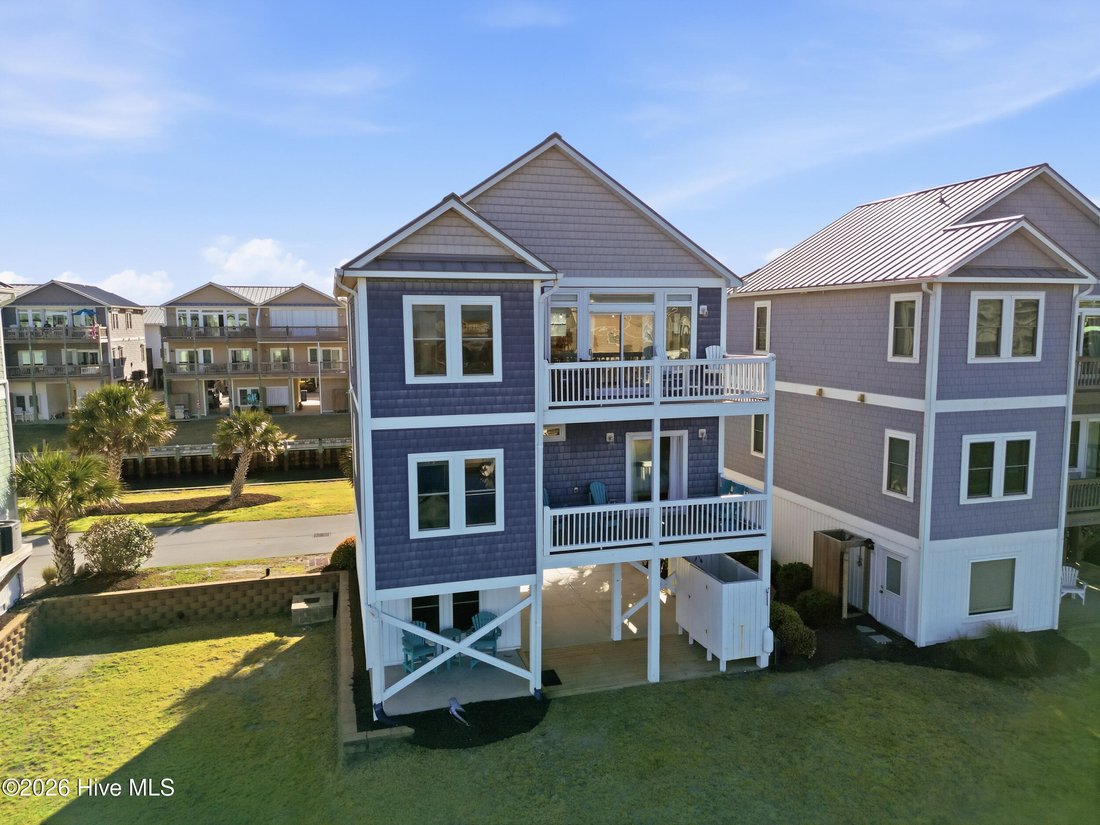 House in Topsail Beach, North Carolina, United States 2 - 17627806