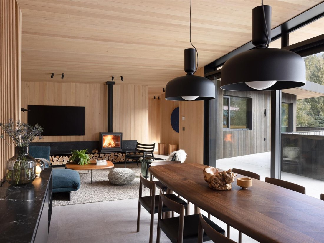 House in Whistler, British Columbia, Canada 4 - 17635810