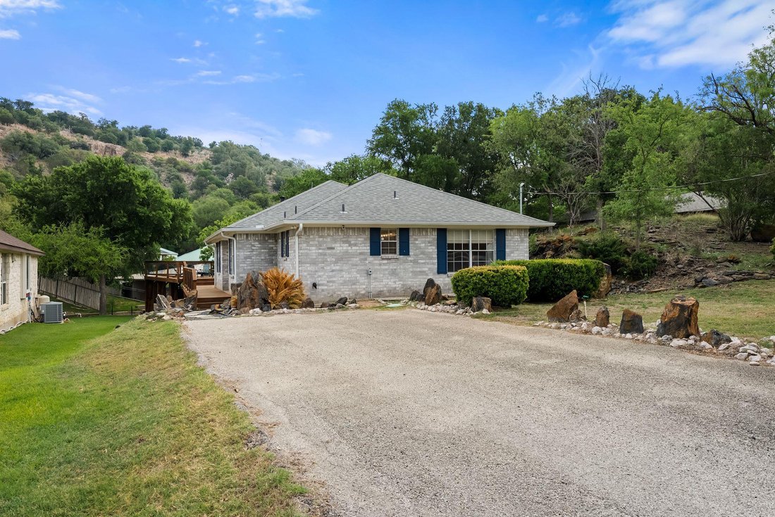 House in Llano, Texas, United States 4 - 17631781