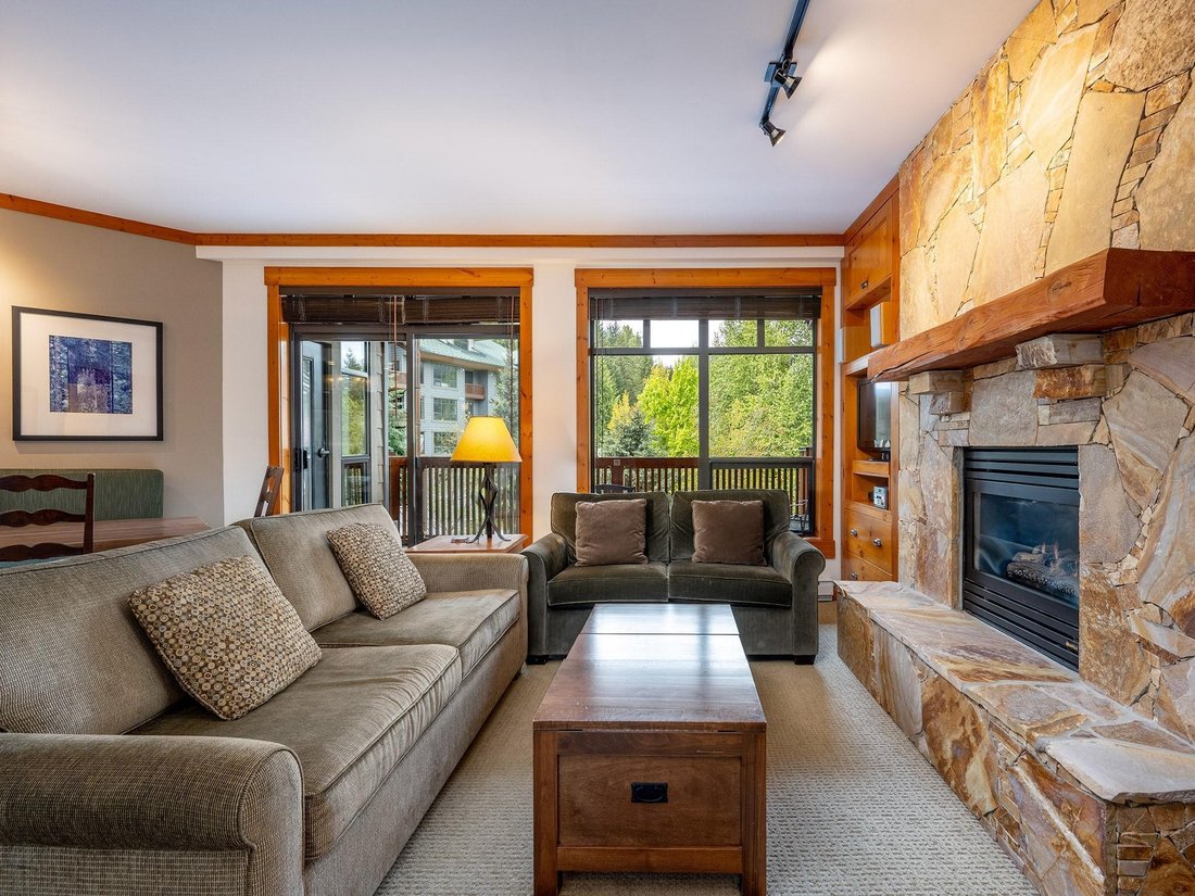 House in Whistler, British Columbia, Canada 4 - 17636376