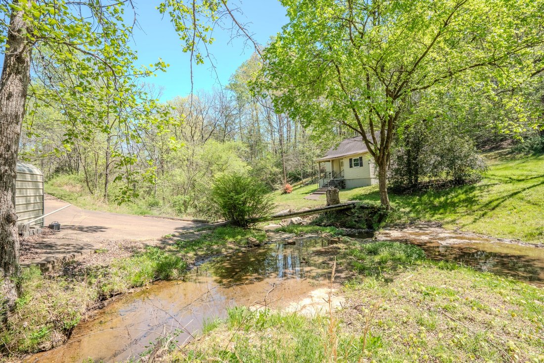 House in Lawrenceburg, Tennessee, United States 5 - 17631481