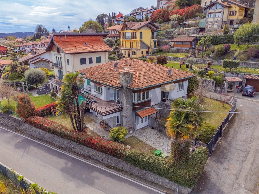 Villa in Massino Visconti, Piedmont, Italy 2 - 17634350