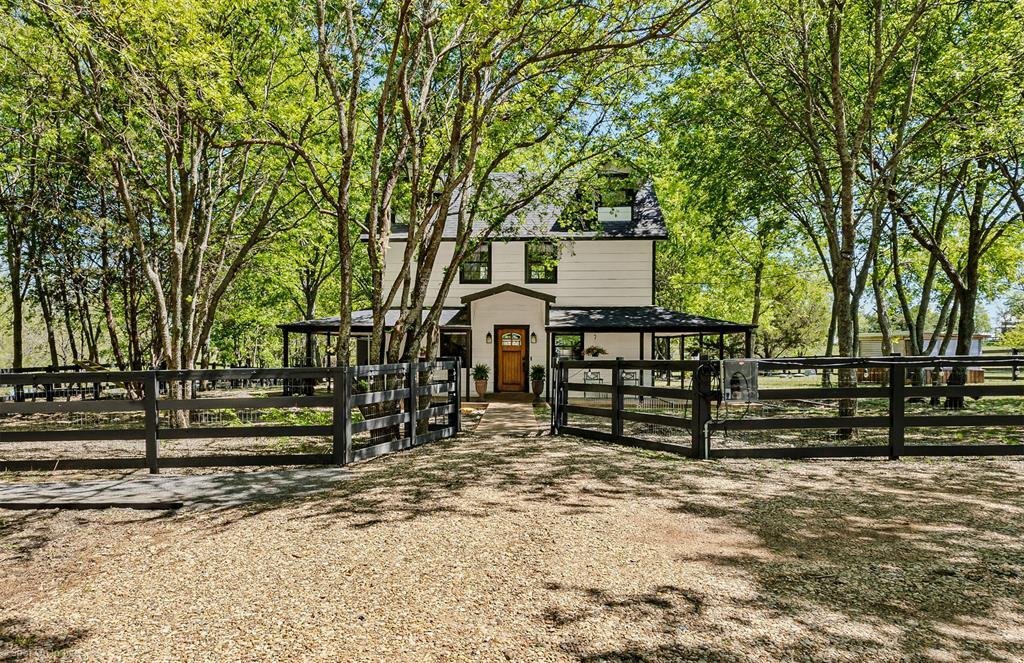 House in Trenton, Texas, United States 1 - 17628930