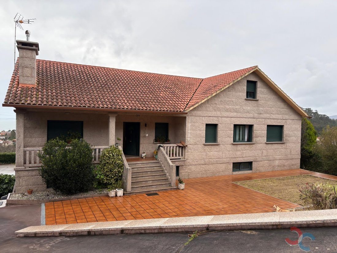 Chalet in Ardan, Marin, Spain 1 - 17632530