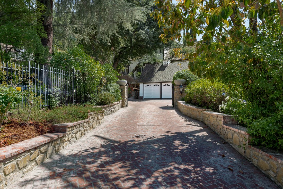 House in Los Angeles, California, United States 3 - 17630711