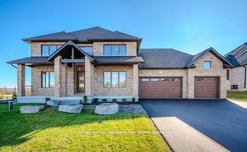 House in Erin, Ontario, Canada 1