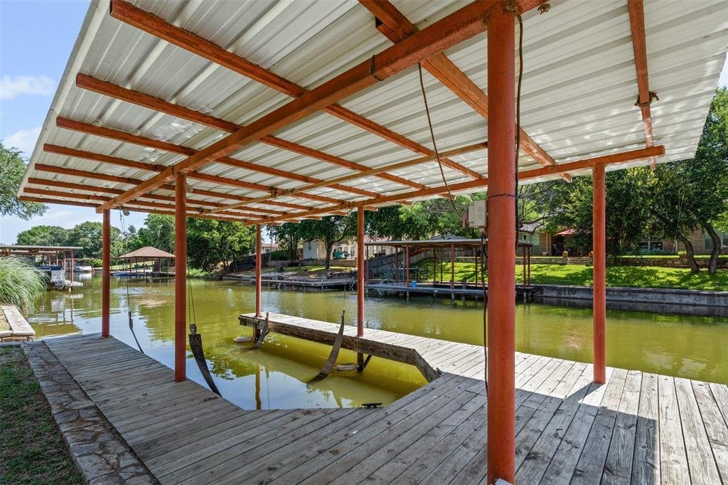 House in Granbury, Texas, United States 5 - 17632946