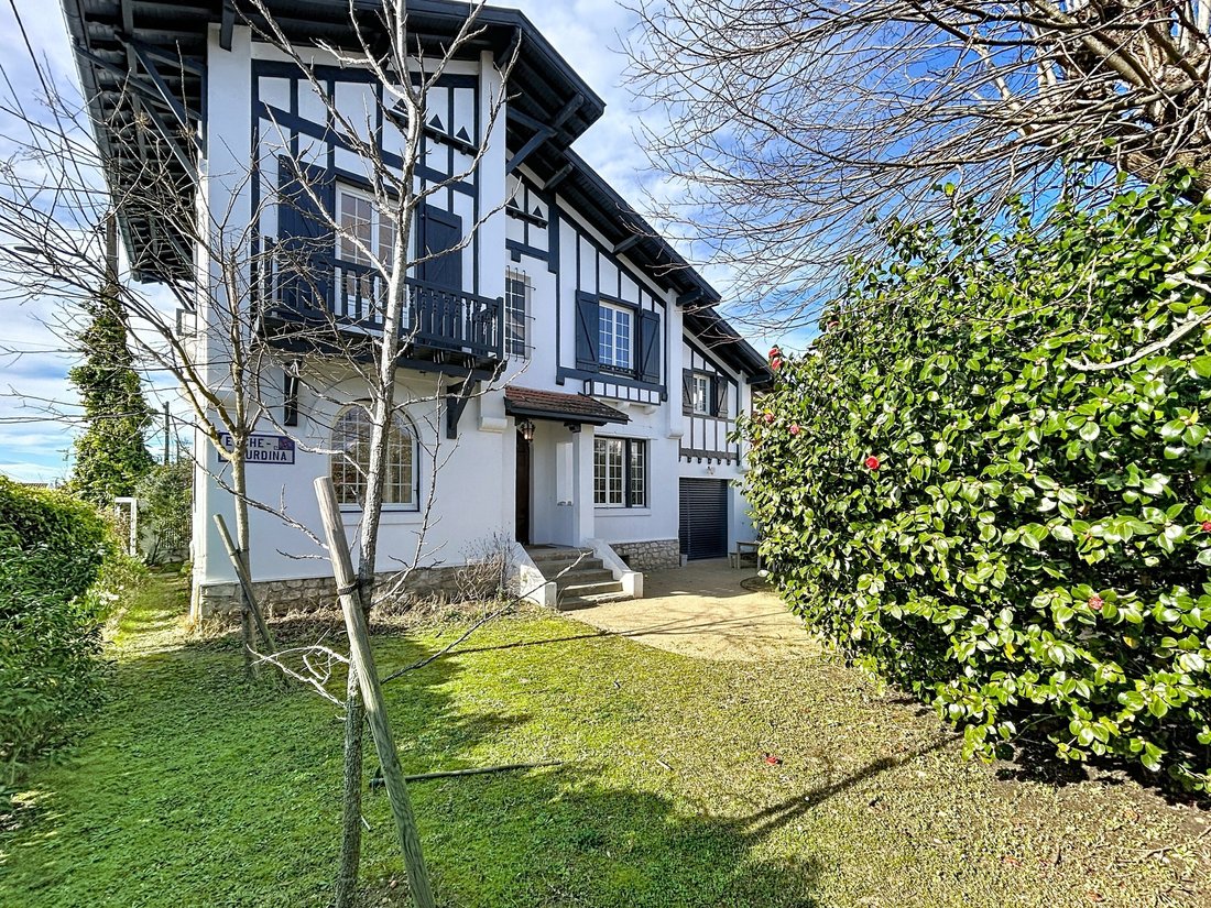 House in Biarritz, Nouvelle-Aquitaine, France 2 - 17630685