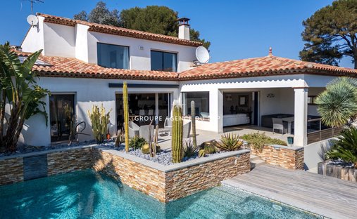 Villa à Les Issambres, Roquebrune-sur-Argens, France 1