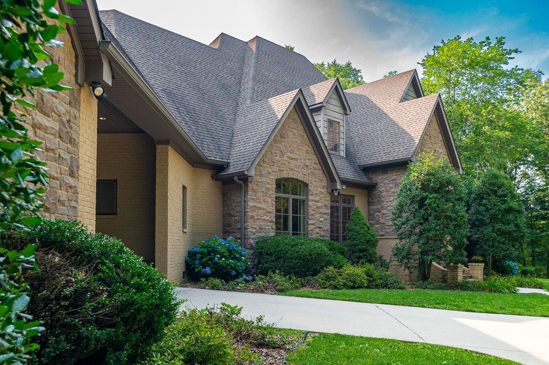 House in Tullahoma, Tennessee, United States 4 - 15833962