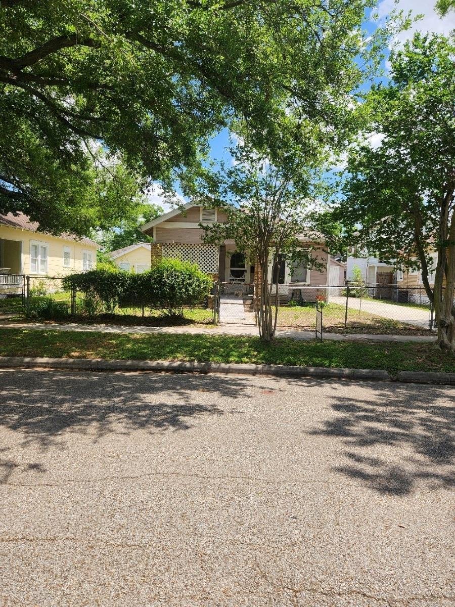 House in Houston, Texas, United States 3 - 17632714
