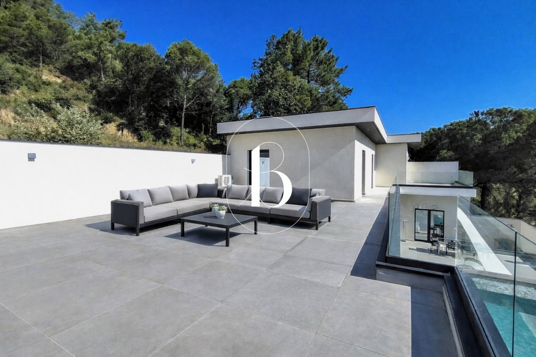 House in Centre Ville, Bagnols-sur-Ceze, France 5 - 17629152