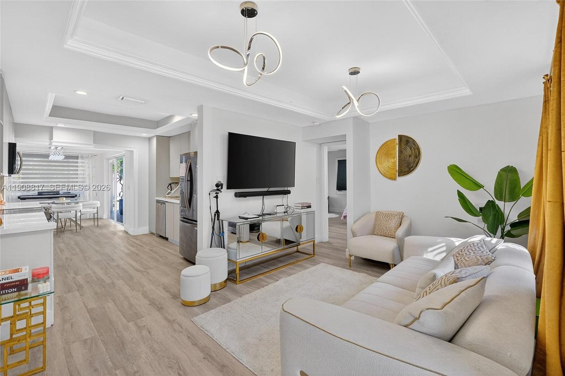 House in Miami, Florida, United States 5 - 17203508