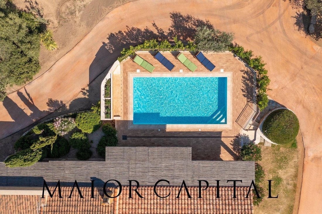 House in Center, Olbia, Italy 4 - 17638518