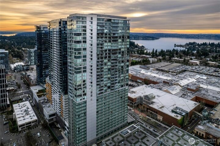 Condo in Bellevue, Washington, United States 4 - 17641560