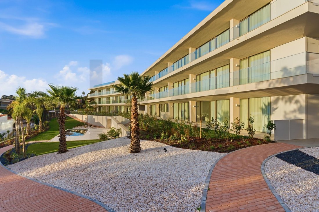 Apartment in Lagoa e Carvoeiro, Algarve, Portugal 1 - 17640275
