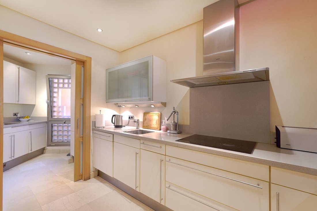 Apartment in Marbella, Andalusia, Spain 4 - 12632631