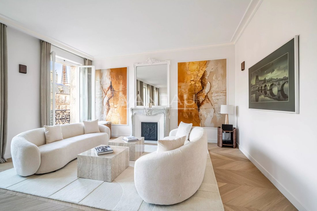 Apartment in Gros Caillou, Paris 7e Arrondissement, Paris 5 - 17633786