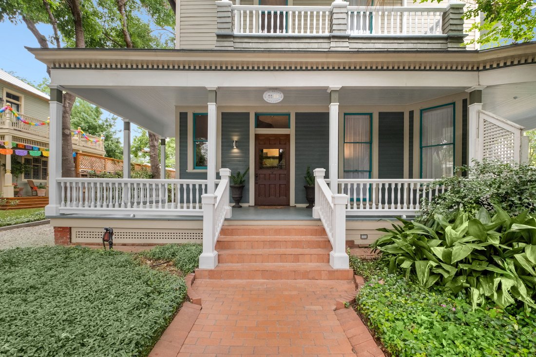 House in San Antonio, Texas, United States 2 - 17635924