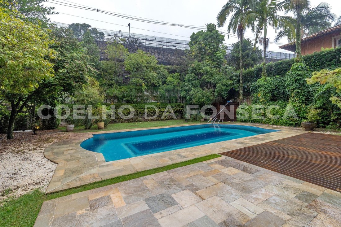 Condo in São Paulo, State of São Paulo, Brazil 2 - 17637042