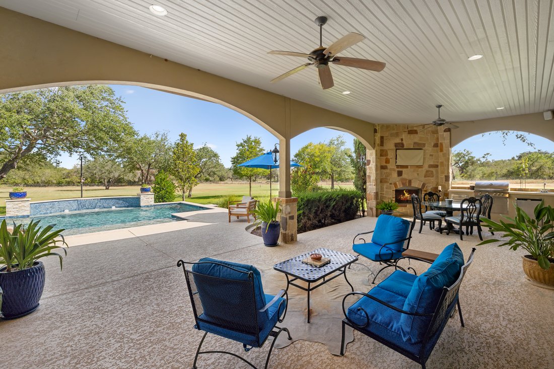 House in Pleasanton, Texas, United States 3 - 15521384