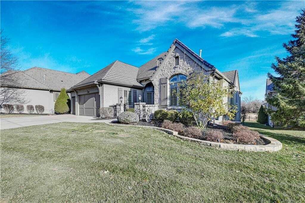 House in Overland Park, Kansas, United States 1 - 16919704
