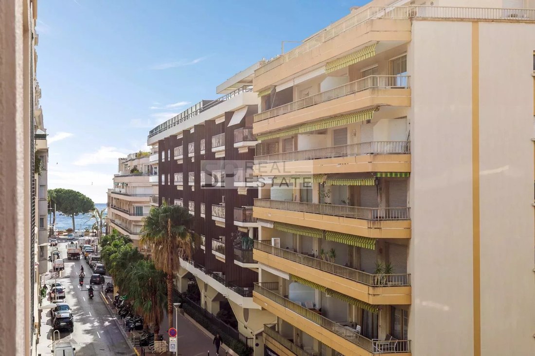 Apartment in Cannes, Provence-Alpes-Côte d'Azur, France 2 - 14199688