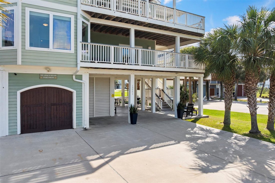 House in Galveston, Texas, United States 5 - 17632701