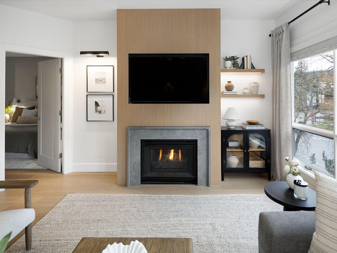 House in Whistler, British Columbia, Canada 5 - 17636018