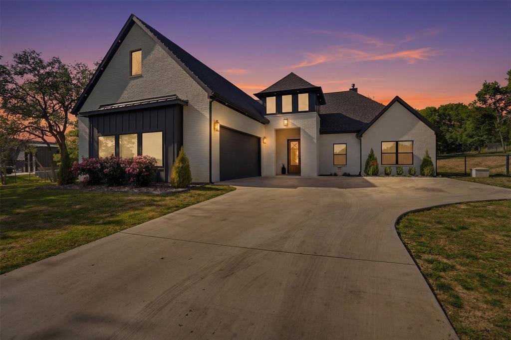 House in Azle, Texas, United States 1 - 17629022